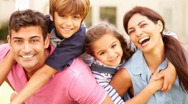 authoritative-family-800x445