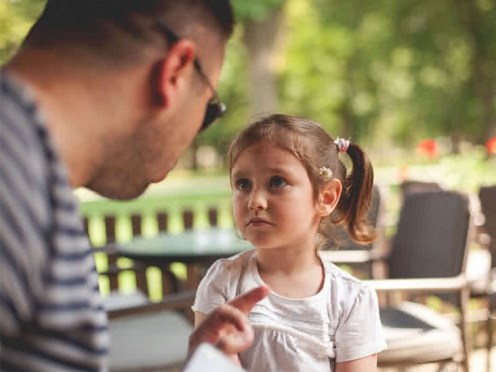 732x549_THUMBNAIL_Is_Authoritarian_Parenting_Bad_for_My_Kid